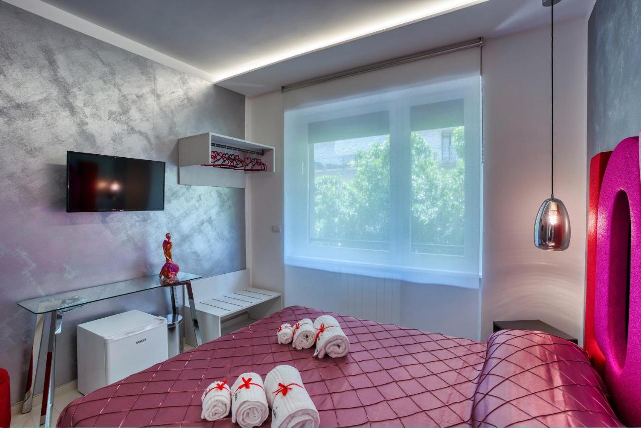 Distinto Suite & Rooms 莱切 外观 照片