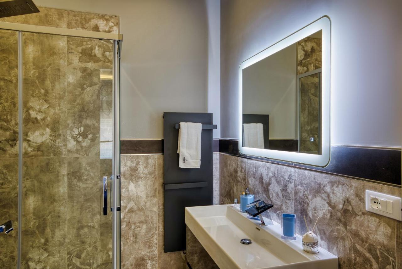 Distinto Suite & Rooms 莱切 外观 照片