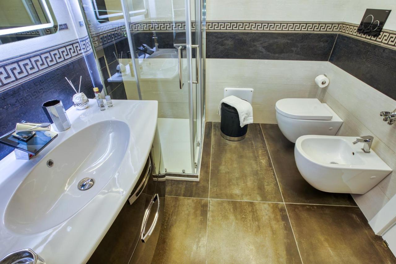 Distinto Suite & Rooms 莱切 外观 照片